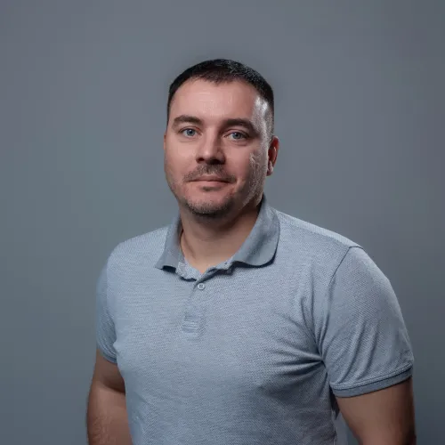 Дмитрий Старцев